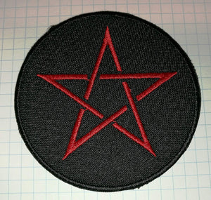 Uzšuve  - Pentagramma