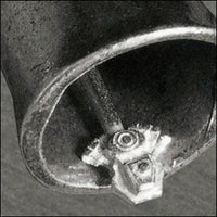 Aizsargājošs zvaniņš (Gremlin Bell) ar galvaskausu - 022