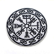 Uzšuve - Pagānu Vikingu simboli
