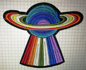 Uzšuve - Ciplanētieši UFO visuma stari