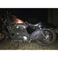 Sānu soma ar Maltas krustu un pudeļturamo